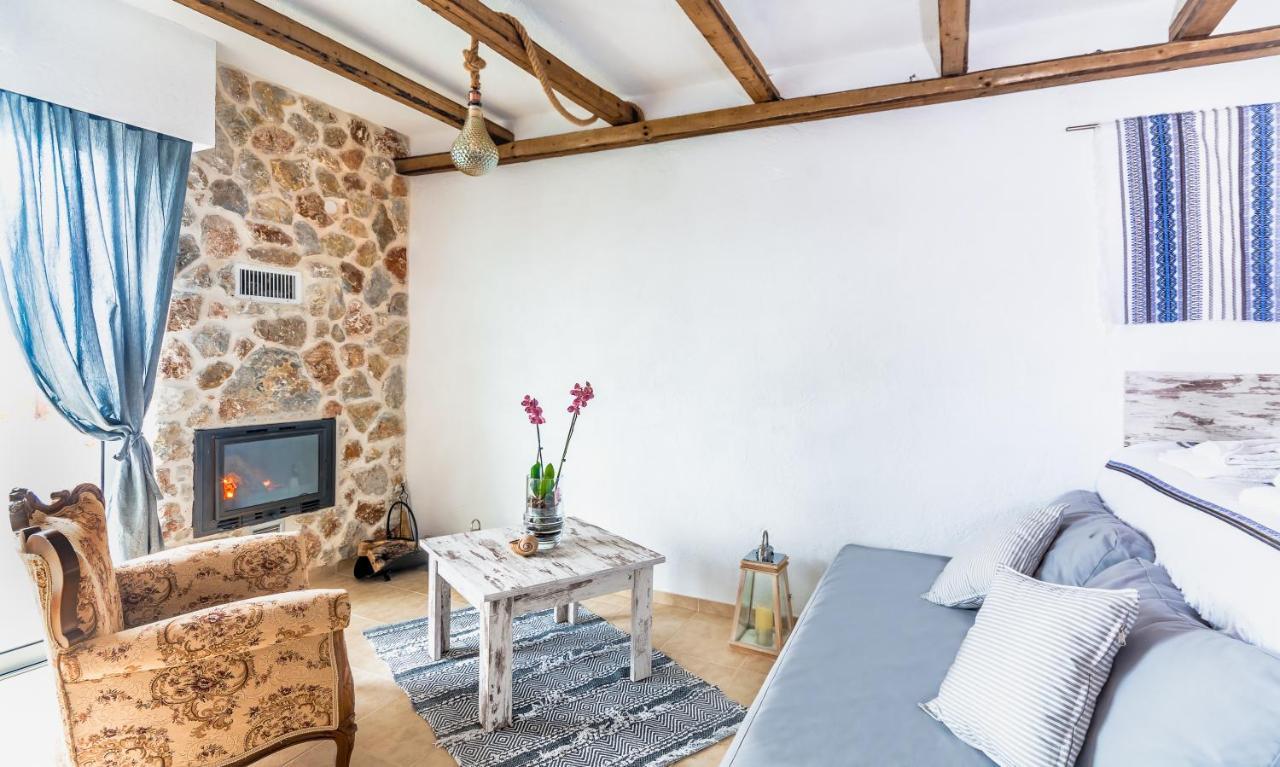 Limeri Traditional Guest House Monolithos  Extérieur photo