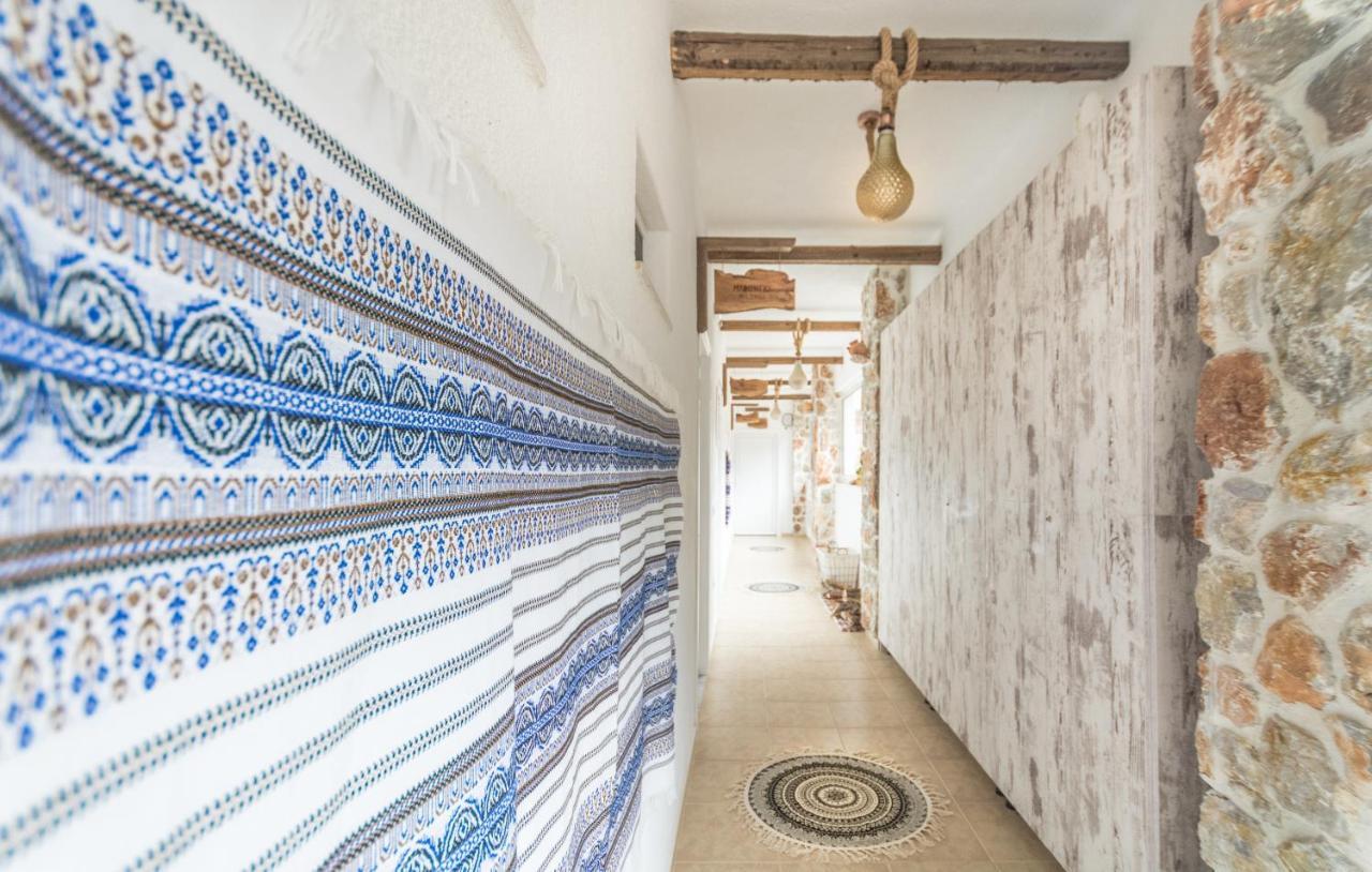 Limeri Traditional Guest House Monolithos  Extérieur photo